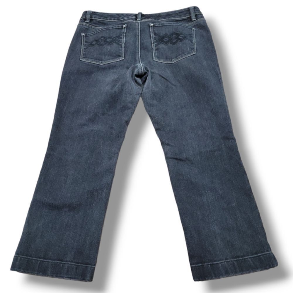 White House Black Market Dark Wash Cropped Jeans - Picture 3 of 6